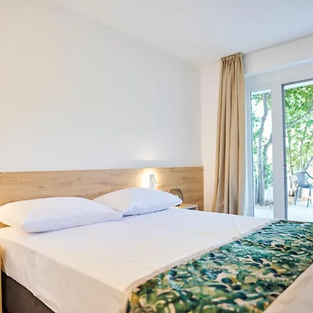 Colentum Hotel Murter