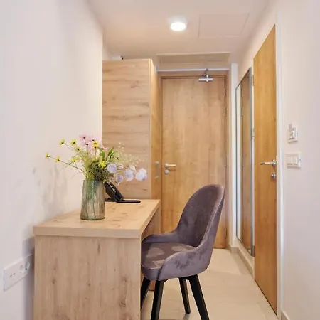 Otel Colentum 3*
