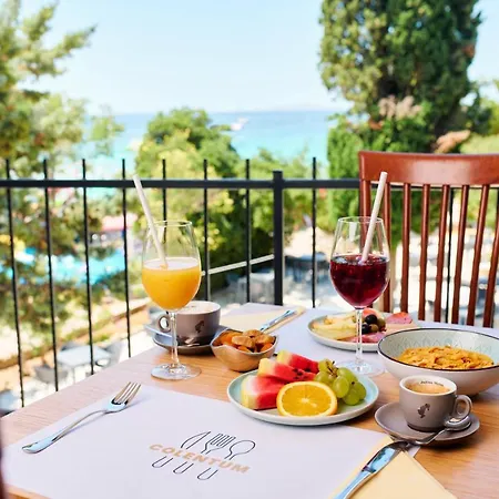 Colentum Hotel 3*