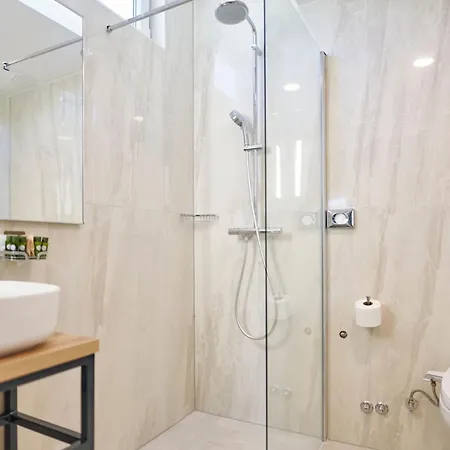 Colentum Otel 3*