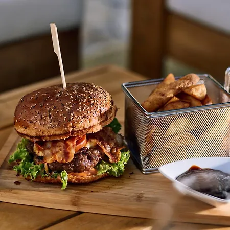 Hotel Colentum Murter