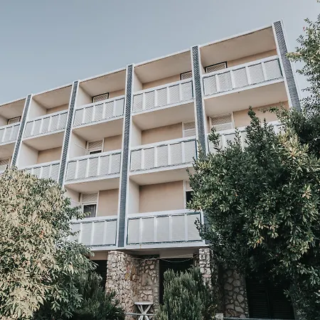 Otel Colentum 3*