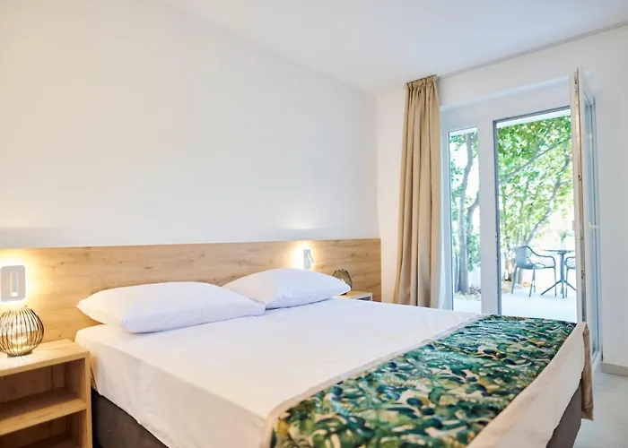 Colentum Hotel Murter