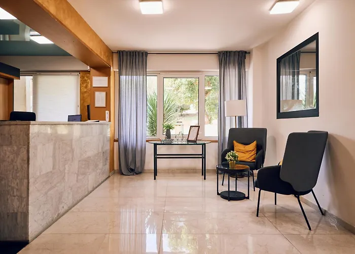 Colentum 3* מורטר