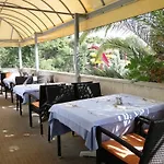Colentum Hotel 3*
