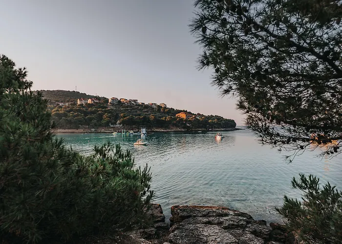 Colentum Hotel Murter